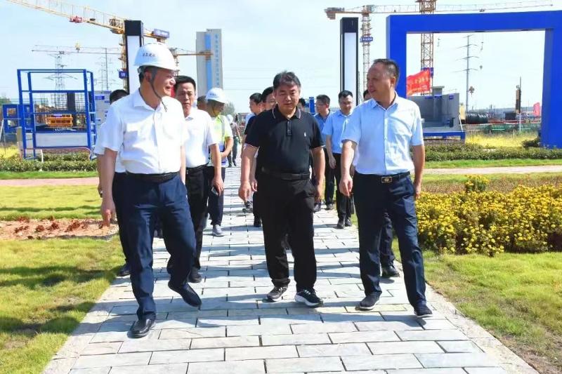 2022年10月，岳陽市委書記曹普華到岳陽自貿(mào)片區(qū)綜合體建設(shè)項目調(diào)研